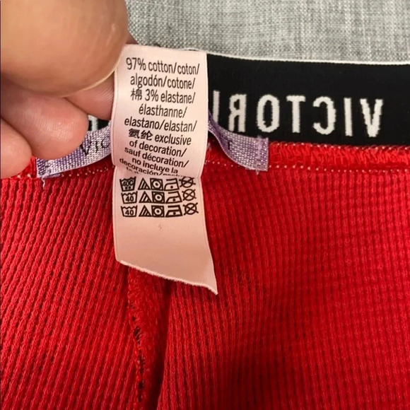 Victoria’s Secret Great Condition Checker Print Pajama Size Small - Picture 5 of 8